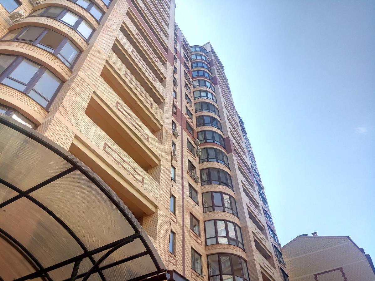 Sky Apartment 오데사 외부 사진